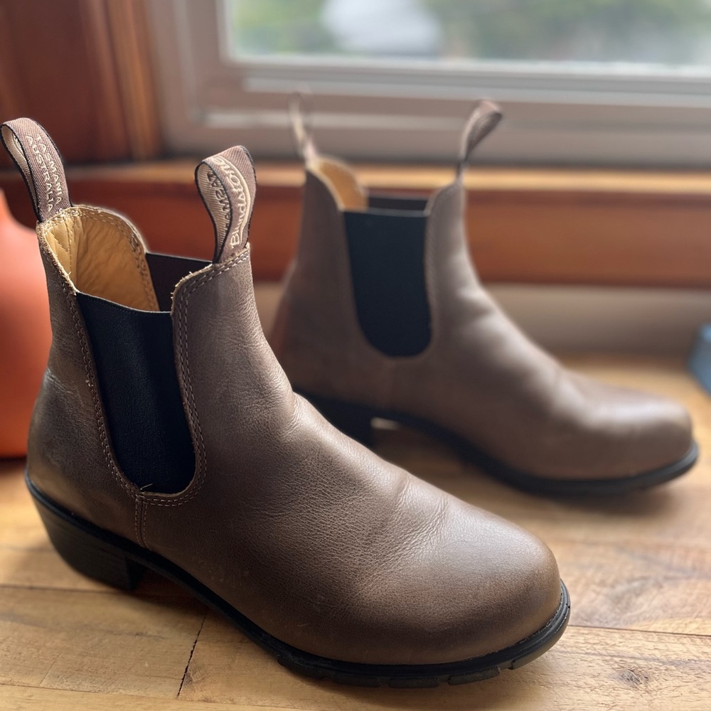 Blundstone Women’s Boots US 10.5, EU 41.5